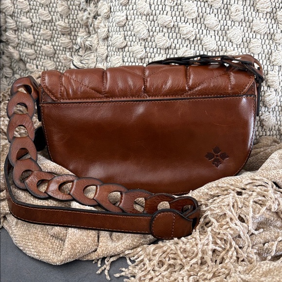 Vera Bradley leather quilted crossbody - Picture 4 of 8